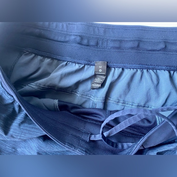 EUC Lululemon Navy Shorts, size M - Picture 6 of 12